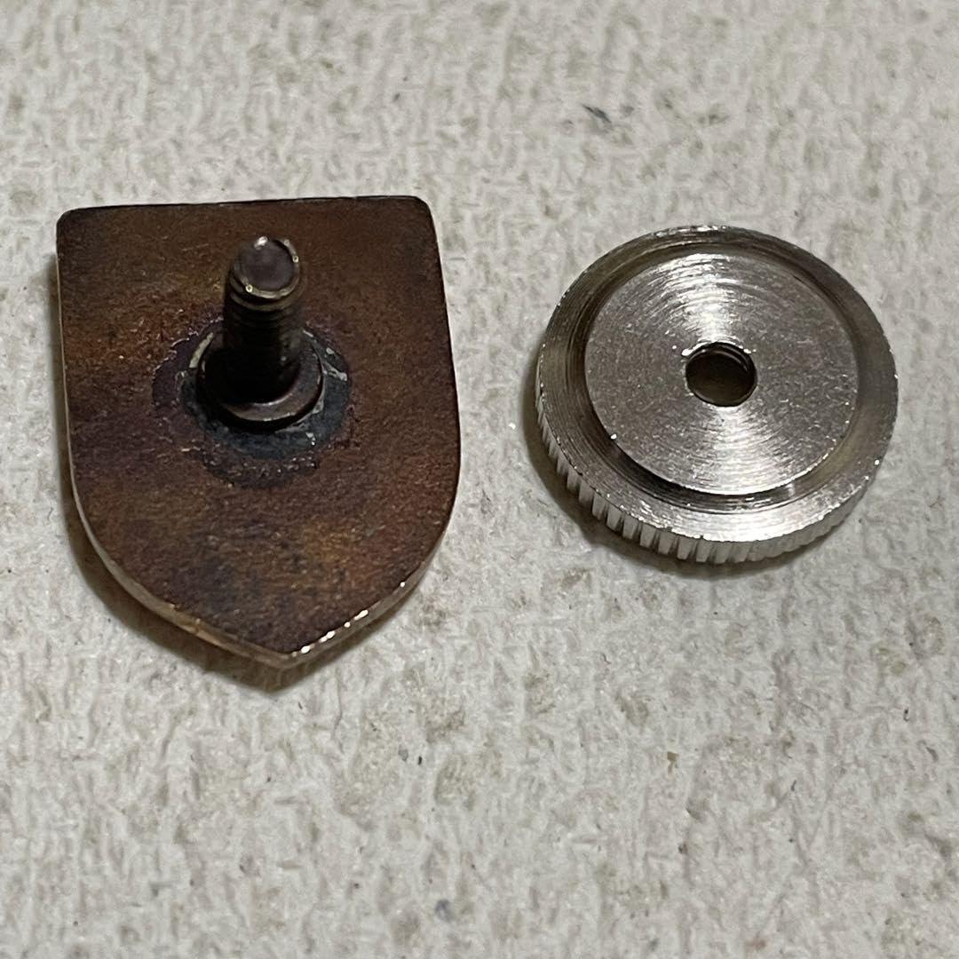 Amazon | トヨタ自動車 トヨタ 社章 ピンバッジ ピンズ | バッジ